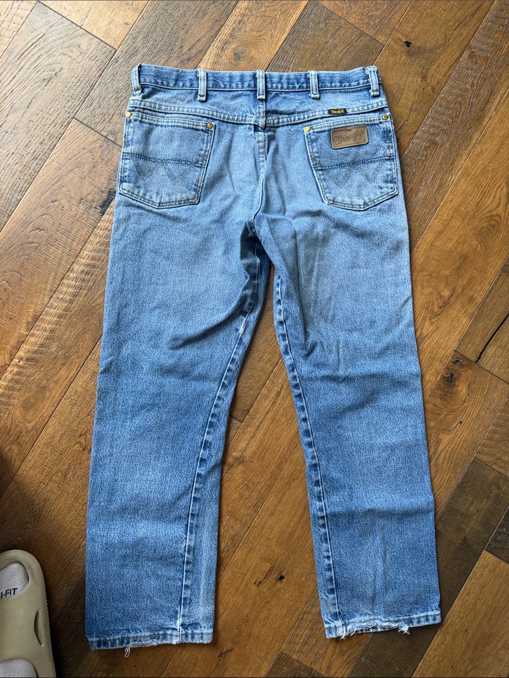 Wrangler Light Blue Ripped Straight-Leg Women's Jeans - Picture 4 of 6